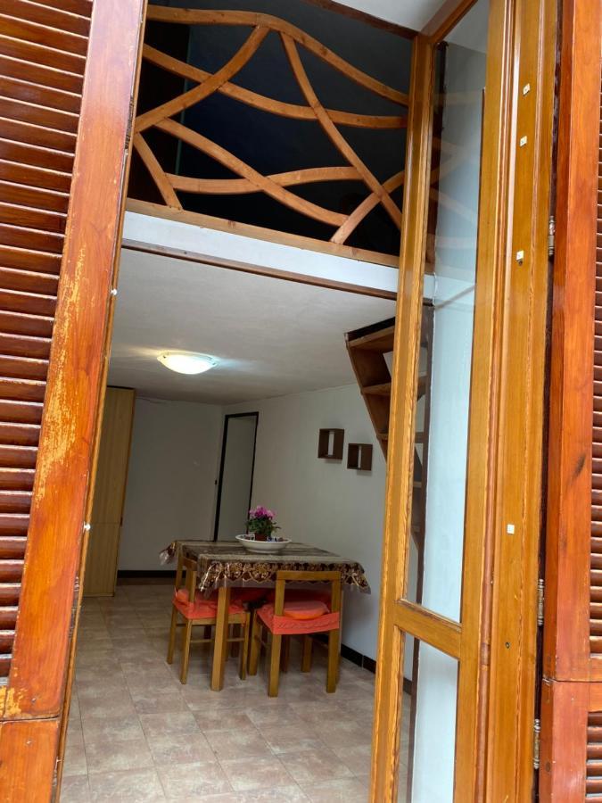 Апартаменты La Casa Di Gemma Неаполь Экстерьер фото